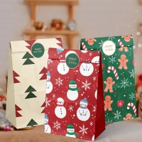 12 x Pungi de Cadou cu tema de Craciun, 22 x 12 x 8 cm, din Hartie + Cadou 12 Stickere