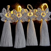 Unicat! 1 Set de 9 ingerasi handmade din fir de macrame cu lumina LED calda si sclipici, 21 x 10 cm Unicat! 1 Set de 9 ingerasi handmade din fir de macrame cu lumina LED calda si sclipici, 21 x 10 cm