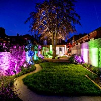 1+1 Gratis Proiector fara fir, incarcare solara, Multicolor 1+1 Gratis Proiector fara fir, incarcare solara, Multicolor