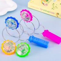 Jucarie inovatoare interactiva, titirez rotativ inertial cu magnet cu efecte luminoase, 19.8 x 5 cm