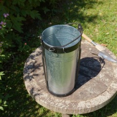 Galeata pentru put, tip II, diametru 150 x 475 mm, 9L Galeata pentru put, tip II, diametru 150 x 475 mm, 9L