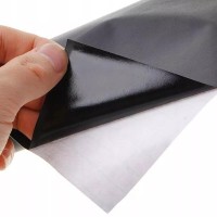 Tabla autocolanta de scris si desenat cu creta, pentru copii