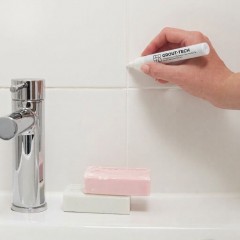Marker permanent cu vopsea alba pentru rosturile de la gresie si faianta